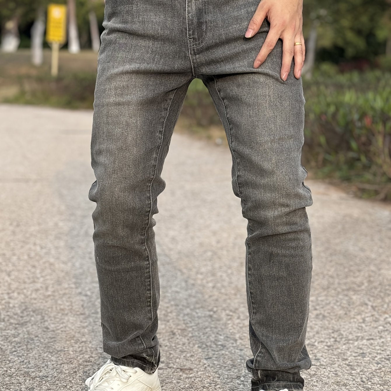 American Men'S Stretch Denim Pants, Fashion Casual Style, Fashion Wash, Suitable for All Occasions, Slim-Fit Stretch Pants, Side Yellow Line Bone Design, Can Roll Feet And Not Roll Feet, Suitable for All Seasons, So Young Men